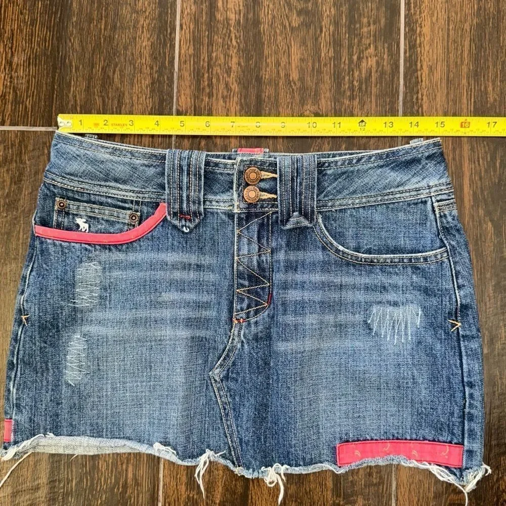 Amercrombie and Fitch Y2K mini low rise denim mini skirt sz 4